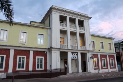 Facciata del Museo del Mare